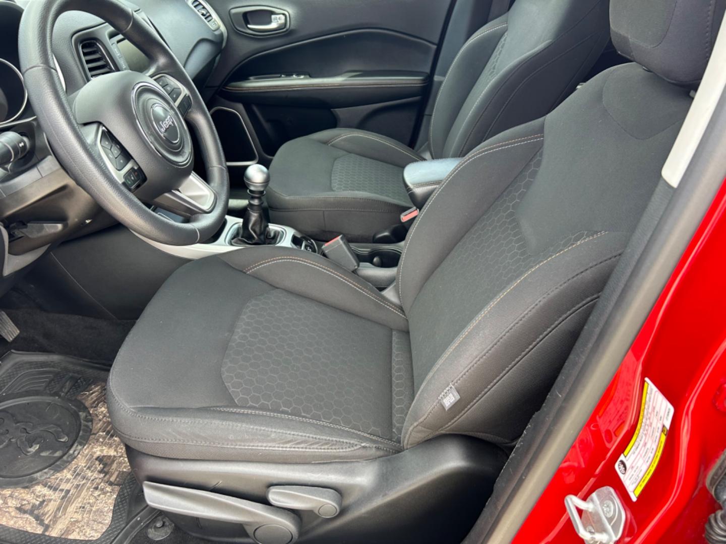 2018 RED /BLACK JEEP COMPASS SPORT (3C4NJCAB3JT) with an 2.4L engine, 6-Speed Manual transmission, located at 3030 CY Ave, Casper, WY, 82604, (307) 265-3830, 42.827816, -106.357483 - Photo#8